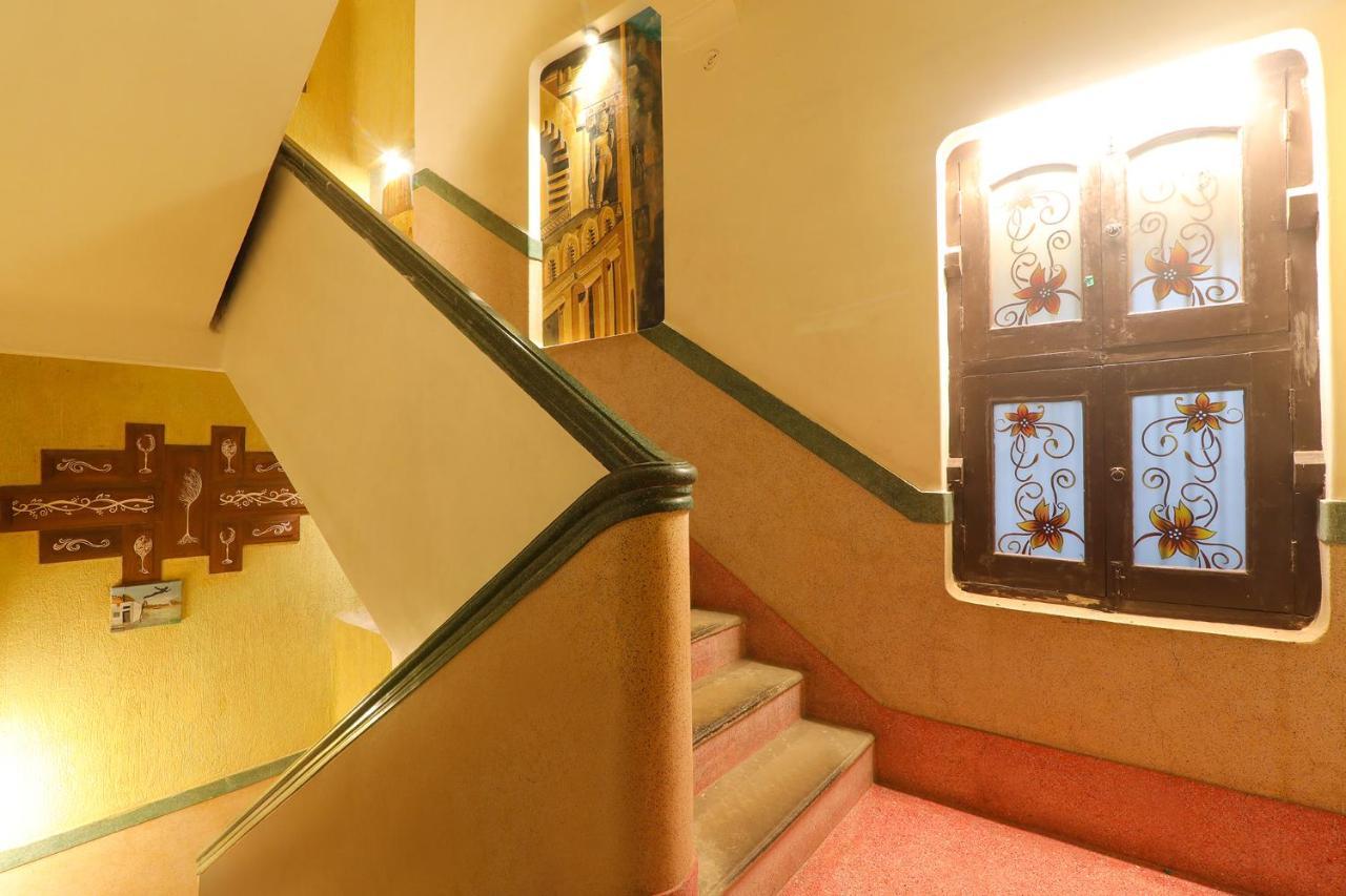 Fabhotel East View Varanasi Dış mekan fotoğraf